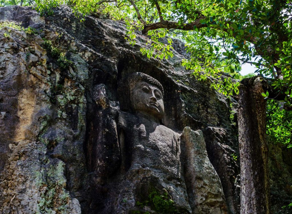 Dova Cave Temple.