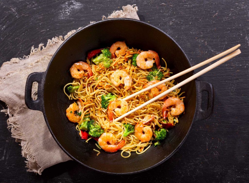 Stir fried noodles with shrimps and vegetables, Singapore