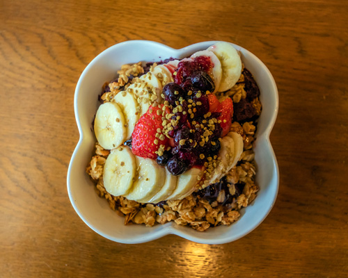 Hawaii food traditions - Da Hawaiian Acai Bowl