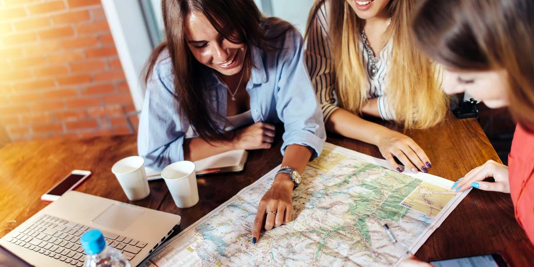 travel trends 2022 - Choose